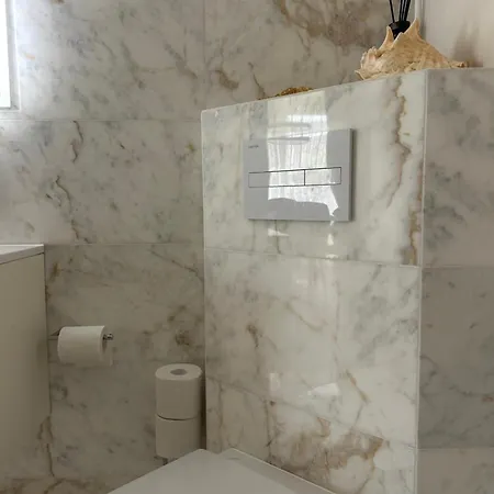 Sakalo Apartamentai דירה *